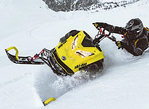 фото анонса МИРОВАЯ ПРЕМЬЕРА НОВОЙ ТЕХНОЛОГИИ ОТ SKI-DOO НА НОВОМ СНЕГОХОДЕ SUMMIT 850 E-TEC TURBO BRP